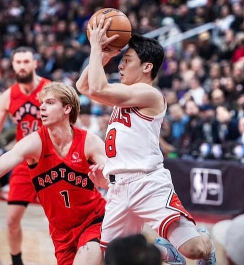 半场出战7分钟就送出7次助攻，河村勇辉成为亚洲最强后卫！