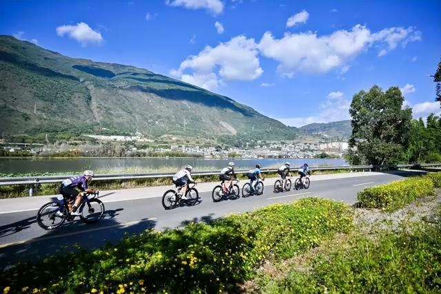 开云体育APP下载-2小时血赚1400万！“杜小帅”把网友的嘲讽变现了|凯文·杜兰特|适乐肤|布鲁克林篮网队|休斯敦火箭队|凯文-杜兰特_新浪体育_新浪新闻