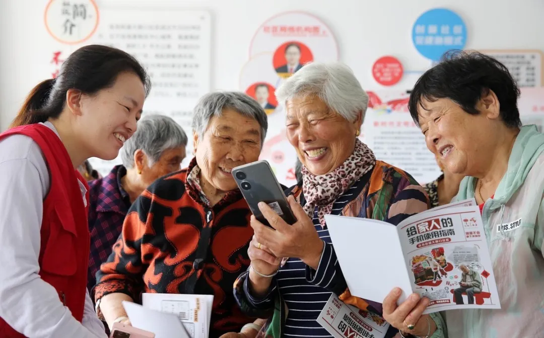 开云体育官网-2026养老金“22连涨”稳了！工龄满40年，挂钩调整更吃香吗？