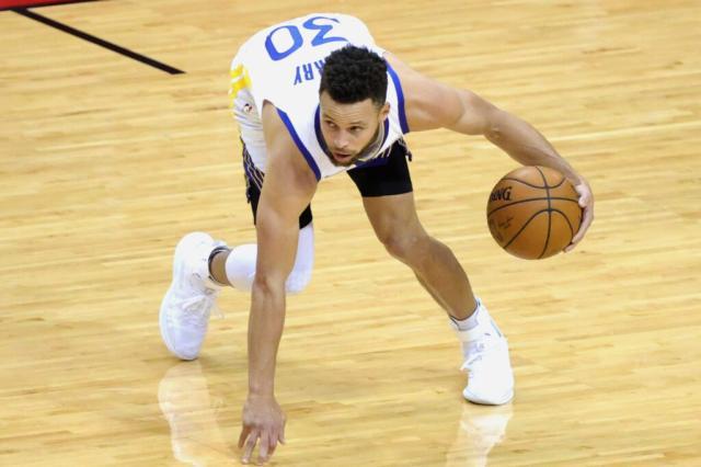 开云APP-库里尾骨挫伤 两人密接隔离 勇士再遭减员危机