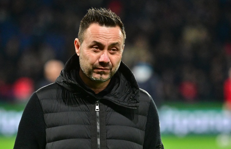 早报：热刺官宣解雇图多尔